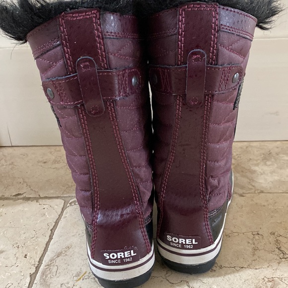 Girls Sorel Winter Boots Size 3 - Picture 4 of 6